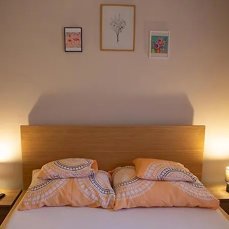 Bed and breakfast V8-kelemen Panzió