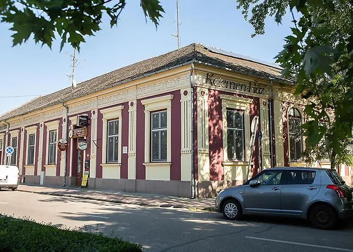 Bed and breakfast V8-kelemen Panzió